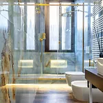 Station, Luxury & Modern With Comfort! * 米兰