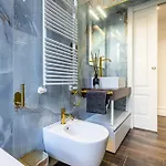 Station, Luxury & Modern With Comfort! 公寓 *