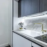 Station, Luxury & Modern With Comfort!