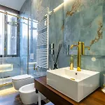 公寓 Station, Luxury & Modern With Comfort!