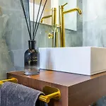 公寓 Station, Luxury & Modern With Comfort! *