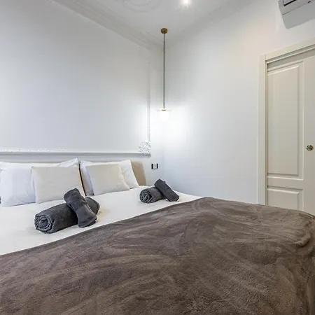 公寓 Station, Luxury & Modern With Comfort! *