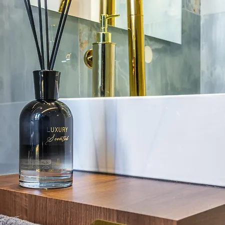 Daire Station, Luxury & Modern With Comfort! Milano